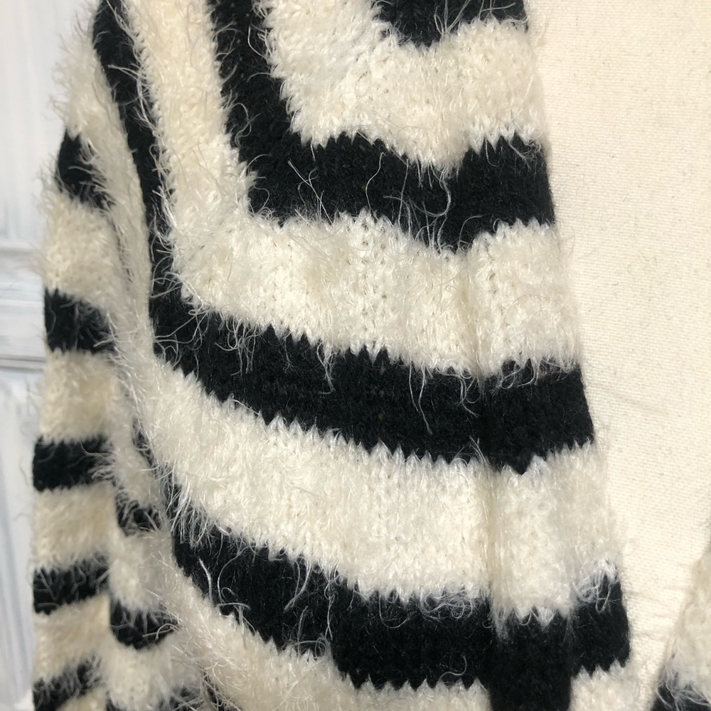 Women’s Rewind Striped Whiskered Cardigan Sweater - Picture 5 of 10